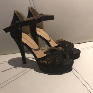 super black sandals for evening